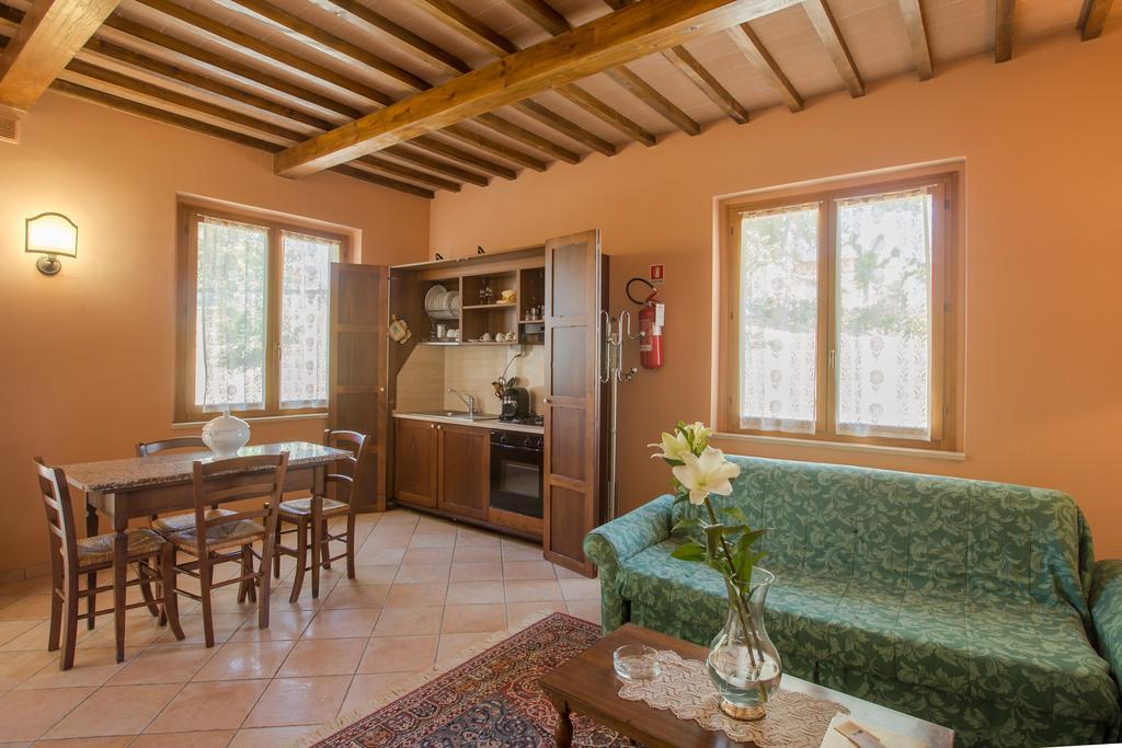 Montepulciano Stazione Agriturismo La Manonera מראה חיצוני תמונה