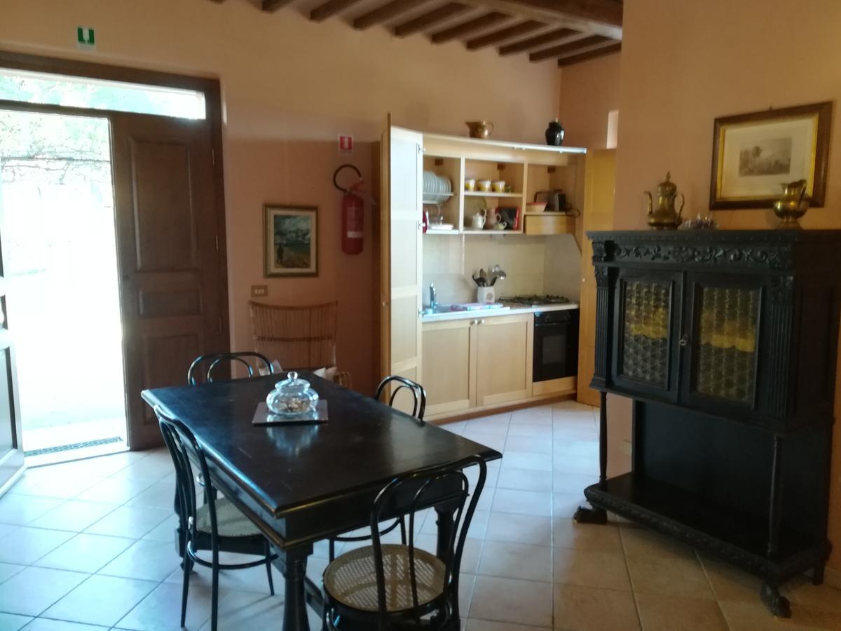 Montepulciano Stazione Agriturismo La Manonera מראה חיצוני תמונה